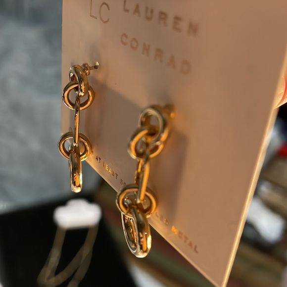 LC dangling chain link Earrings & chain link Bracelet, gold-tone, NWT. - Picture 13 of 16